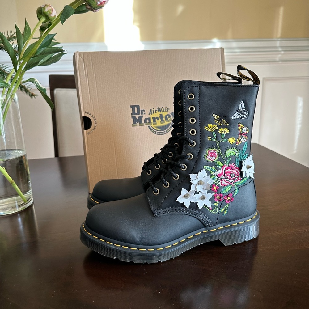 DR. MARTENS 1490 FLORAL BLOOM LEATHER MID-CALF BOOTS - Picture 4 of 13